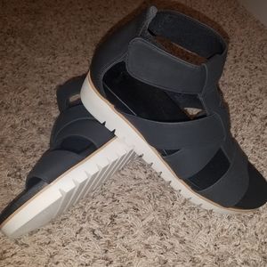 Dr. Scholl's hightop wedge sandal